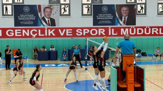 Bartın Volley Academy Yenilmezliğini Sürdürdü