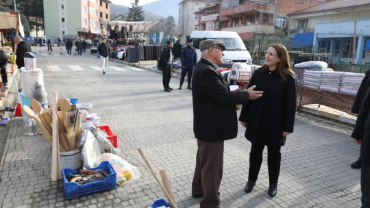 Vali Arslan'dan Hasankadı'da Okul ve Esnaf Ziyaretleri