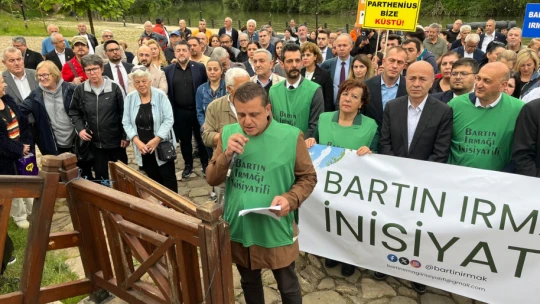 CAM VE BETON DUVARLARA KARŞI İMZA KAMPANYASI