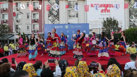 Bartın'da Çilek Gibi Festival