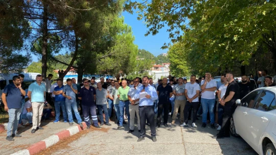 TÜRK-İŞ'ten 81 İlde Eş Zamanlı Basın Açıklaması