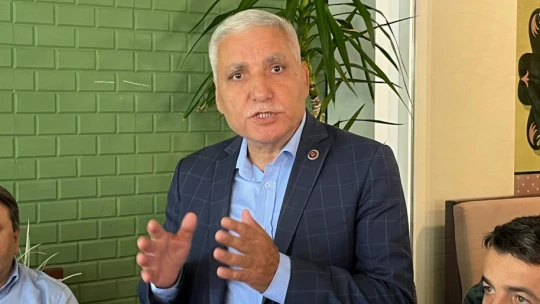 AK PARTİ'DEN SEÇİM ÖNCESİ BASIN ZİRVESİ