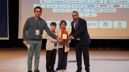 'Çocuk Mucitler' BARÜ'de Yeteneklerini Sergiledi