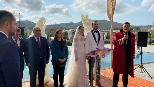 Erva Işıkgül ile Cem Çöme, Masalsı Bir Törenle Hayatlarını Birleştirdi
