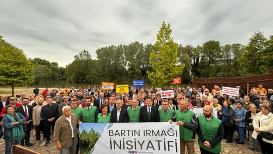 CAM VE BETON DUVARLARA KARŞI İMZA KAMPANYASI