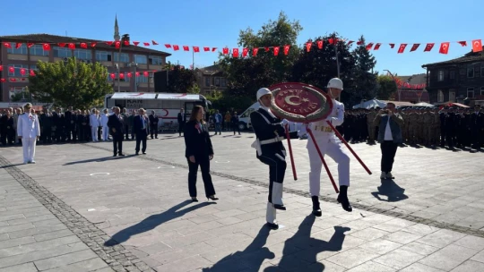 BARTIN GAZİLERİNİ UNUTMADI