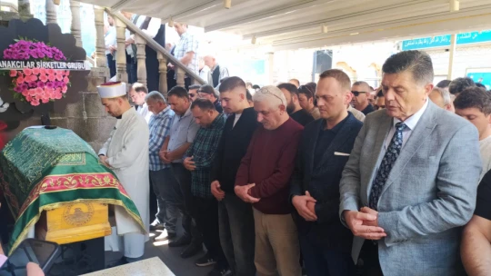Selahattin Demirci son yolculuğuna dualarla uğurlandı