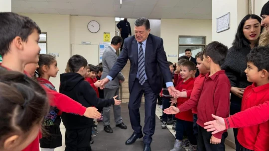 Bartın Belediyesi'nden Okullara Destek