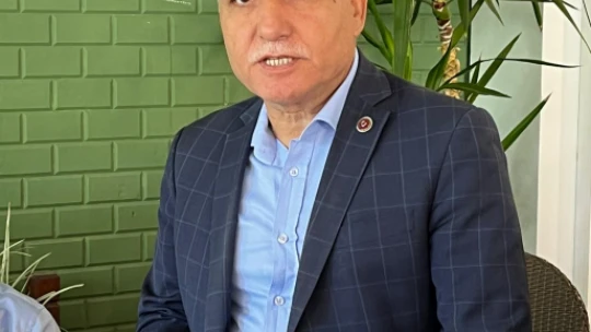 AK PARTİ'DEN SEÇİM ÖNCESİ BASIN ZİRVESİ