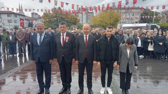 CHP'den Alternatif Cumhuriyet Töreni