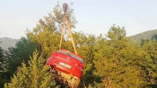 Gözüne güneş geldi, kaza yaptı