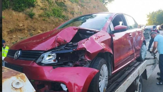 Gözüne güneş geldi, kaza yaptı