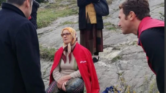 Yaşlı kadının evinde yangın çıktı