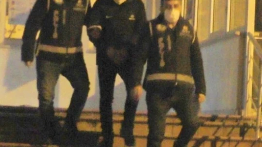 Piyasaya sahte para süren kişilere operasyon