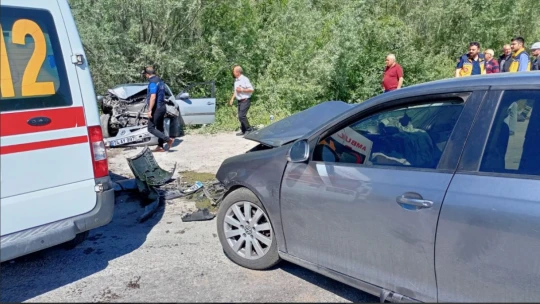 İnkumu yolunda feci kaza