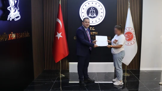 Başarılı yükümlüler Forklift Operatörlüğü Sertifikalarını teslim aldı