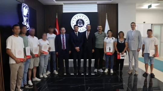 Başarılı yükümlüler Forklift Operatörlüğü Sertifikalarını teslim aldı