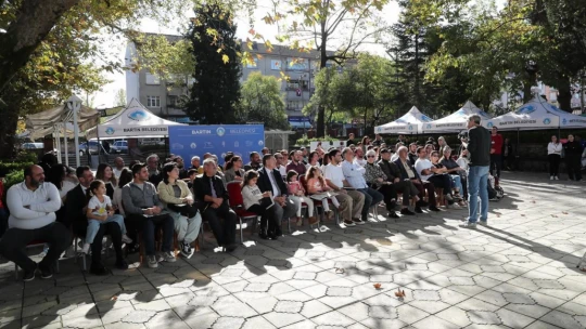 Kitap Fuarında Kültür Rüzgârı Esiyor