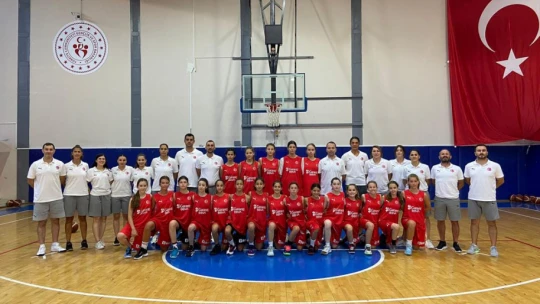 Esila Nil Yıldız, U 12 milli takım kampına katıldı