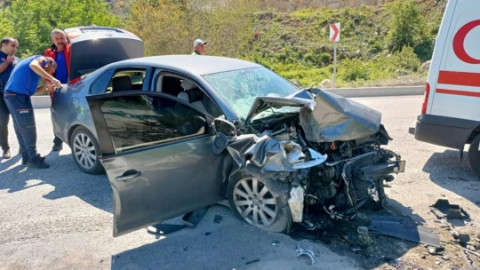 İnkumu yolunda feci kaza