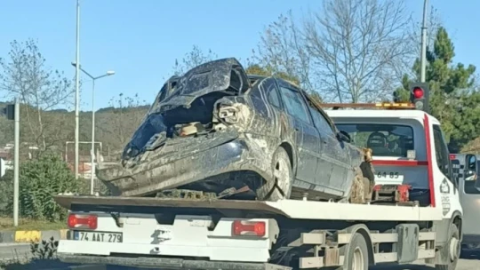 Kontrolden çıkan otomobil takla attı