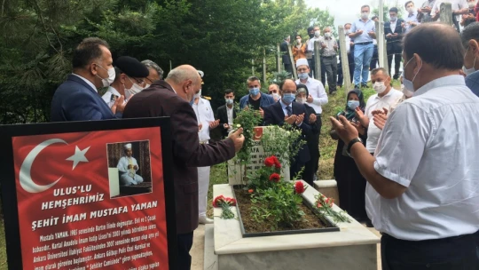 15 Temmuz Şehidi kabri başında anıldı