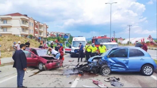 Terminal yolunda feci kaza