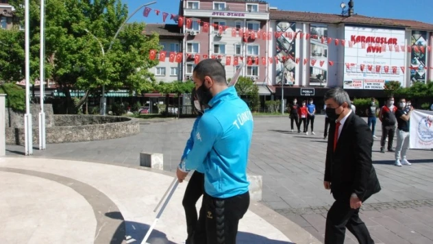 19 MAYIS BARTIN'DA TÖRENLE KUTLANDI