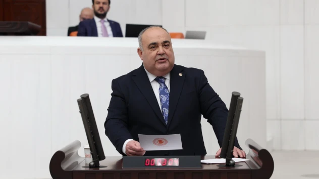 '19 Mayıs milletimizin bağımsızlık ve özgürlük aşkının simgesi oldu'