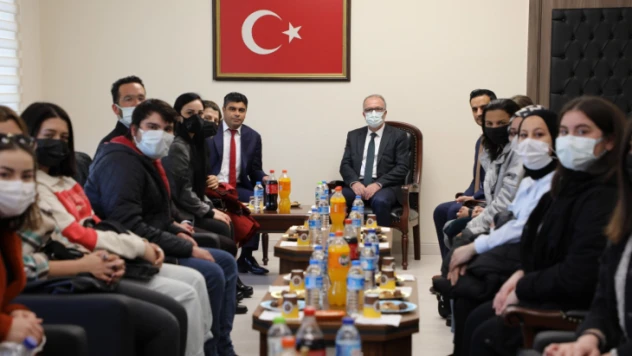 Adalet Programı öğrencileri yeni Adalet Sarayını gezdi