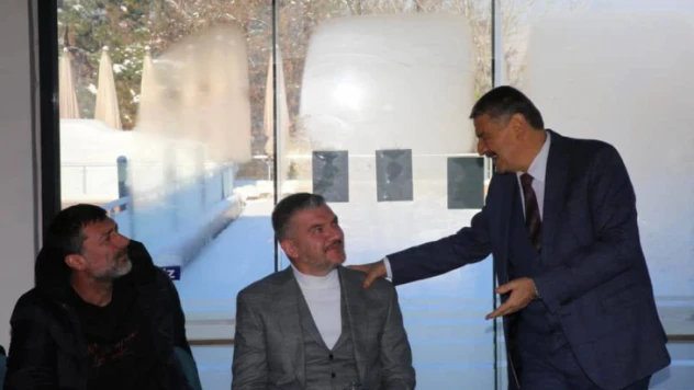 Akın, Bartınspor'la buluştu