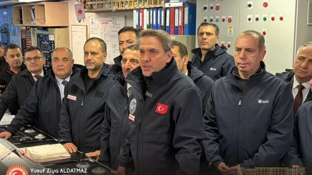 Aldatmaz ve Arslan Filyos'taki Enerji Zirvesine Katıldı