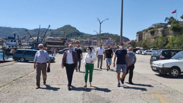 Bankoğlu'ndan Amasra esnafına ziyaret