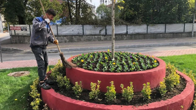 Bartın'da Yeşil Alanlar Güzelleştiriliyor