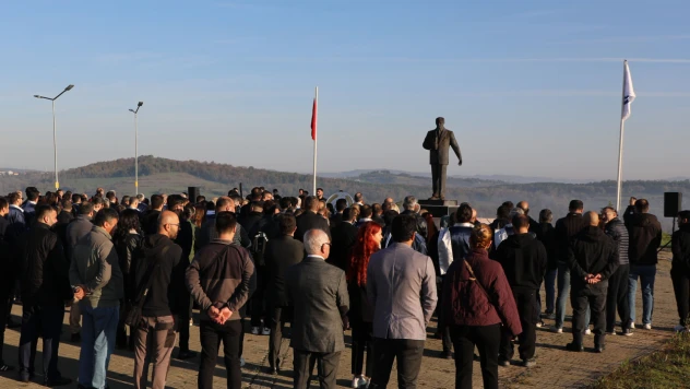 Bartın Üniversitesinde Atatürk İçin Saygı Duruşu