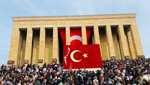 Bartınlı Öğrenciler 10 Kasım'da Anıtkabir'de Buluştu