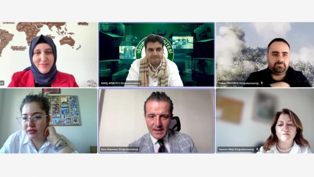 BARÜ'de Dijital Çağın Dinamikleri Masaya Yatırıldı