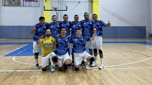 Belediye Voleybol Takımı yarı finalde