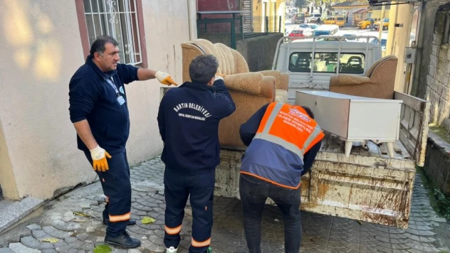Belediyeden İhtiyaç Sahibi Ailelere Ev Eşyası Desteği