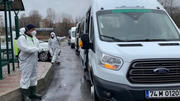 Belediyeden Toplu Taşıma Araçları Dezenfekte Merkezi