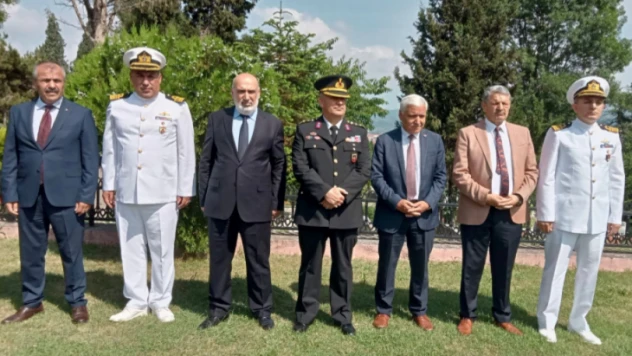 Çakar'ın protokolde olmasına tepki
