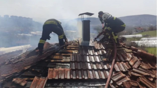 Çatıda korkutan yangın