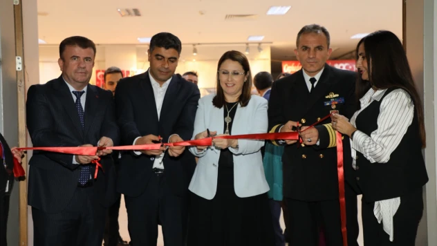 'Cepheden Cumhuriyet'e 100. Yıl' resim sergisi açıldı