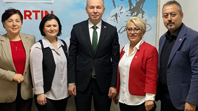 CHP'de aday adaylığı başvuru süreci başladı