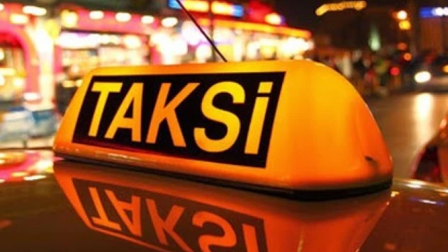Dikkatli taksici dolandırıcılığı önledi