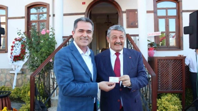 EMEKLİLER EVİ VE YALI İSKELESİ HİZMETE AÇILDI
