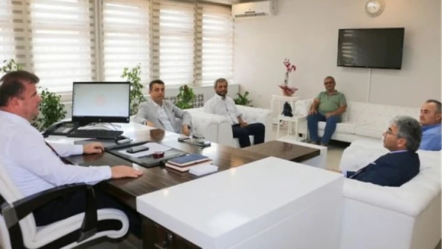 Ensar Vakfından Aşçı'ya ziyaret