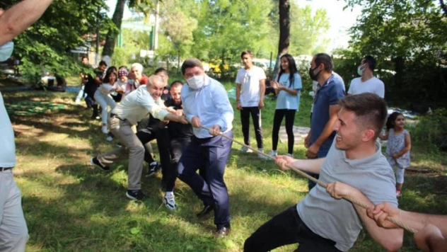 Gençler piknikte buluştu