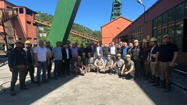 GMİS madenciyle bayramlaştı