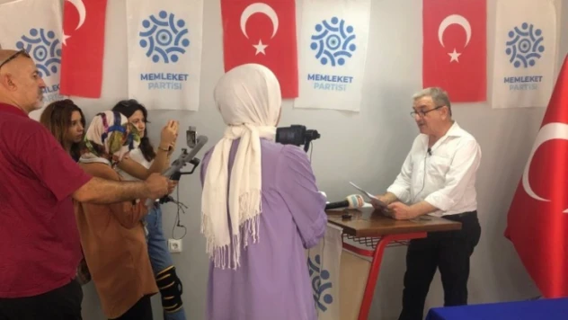 Gölbucaklı 'Türkiye iflasın eşiğinde!'